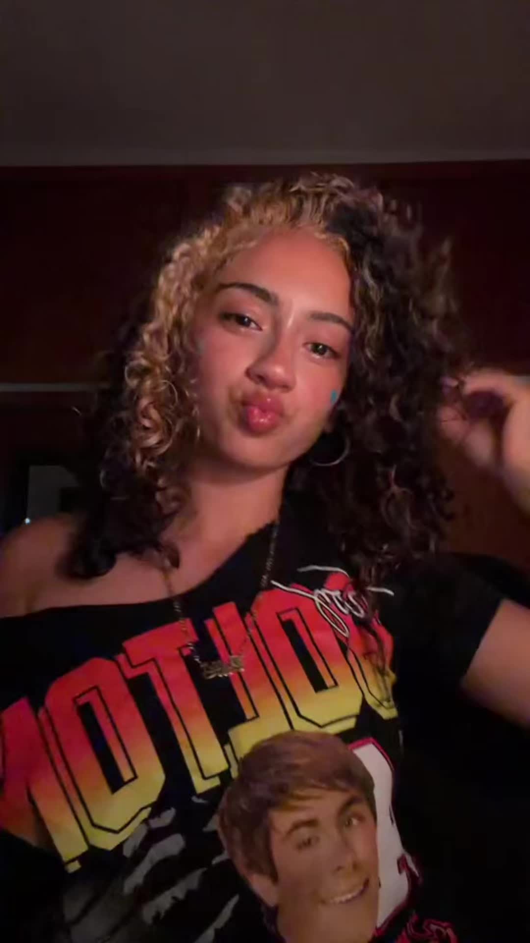@bellabae
