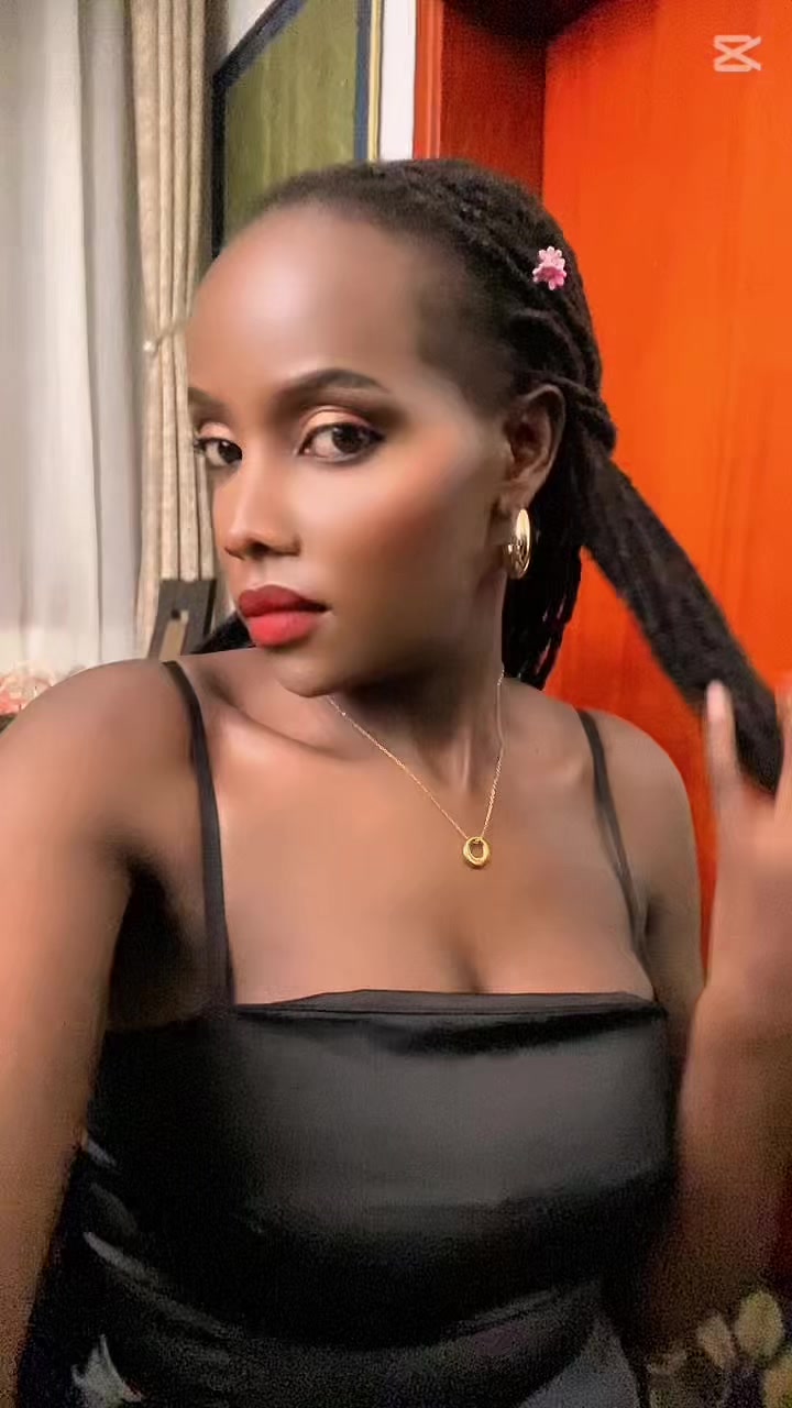 @Mimi❤️🤍💜