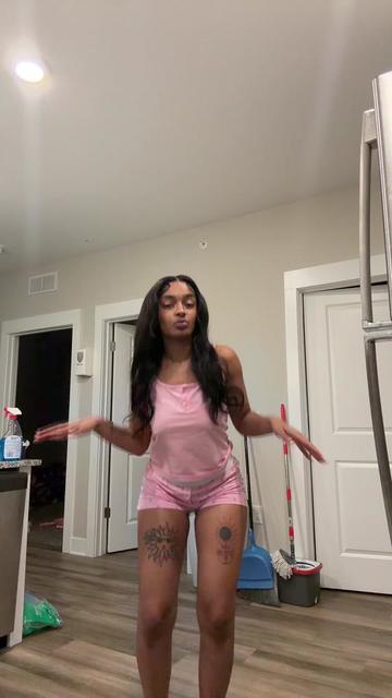 @arypostedthat_