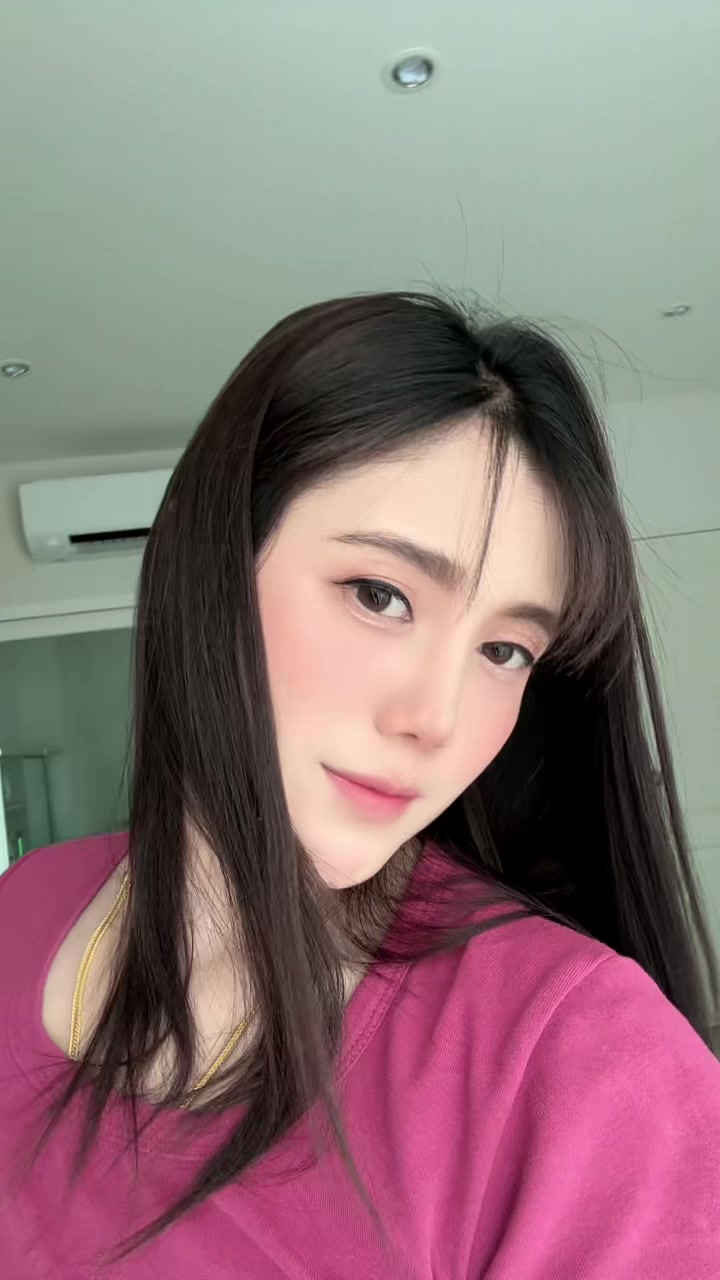 @AnnyMintra🤍
