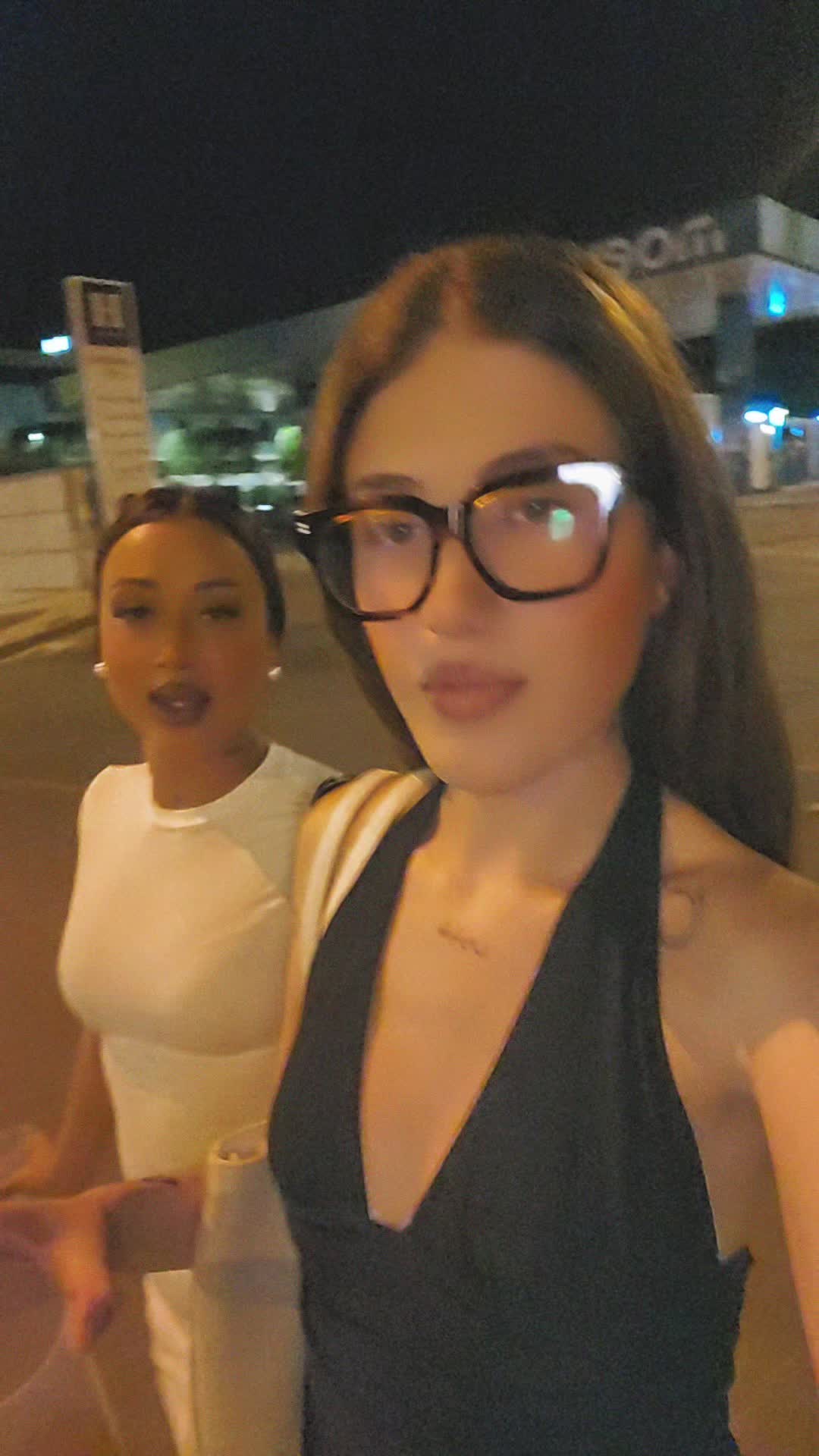 @Naaomy✨️