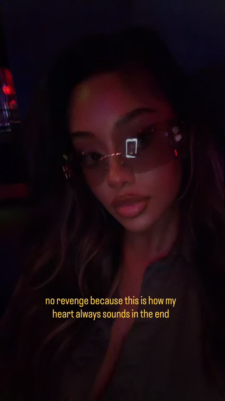 @Mia