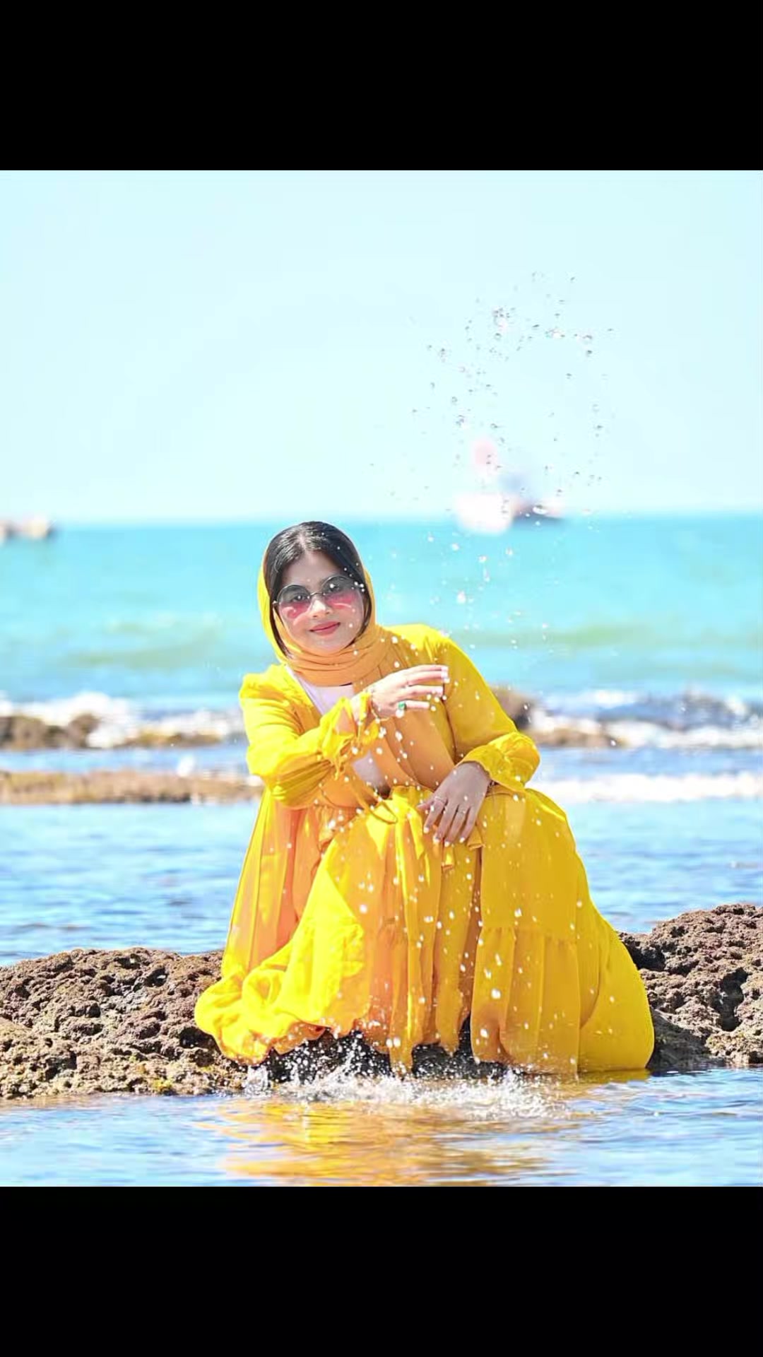 @Ayesha Jalandharعائشہ جالندھر