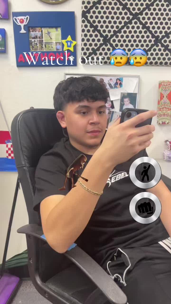 @d1_cracky