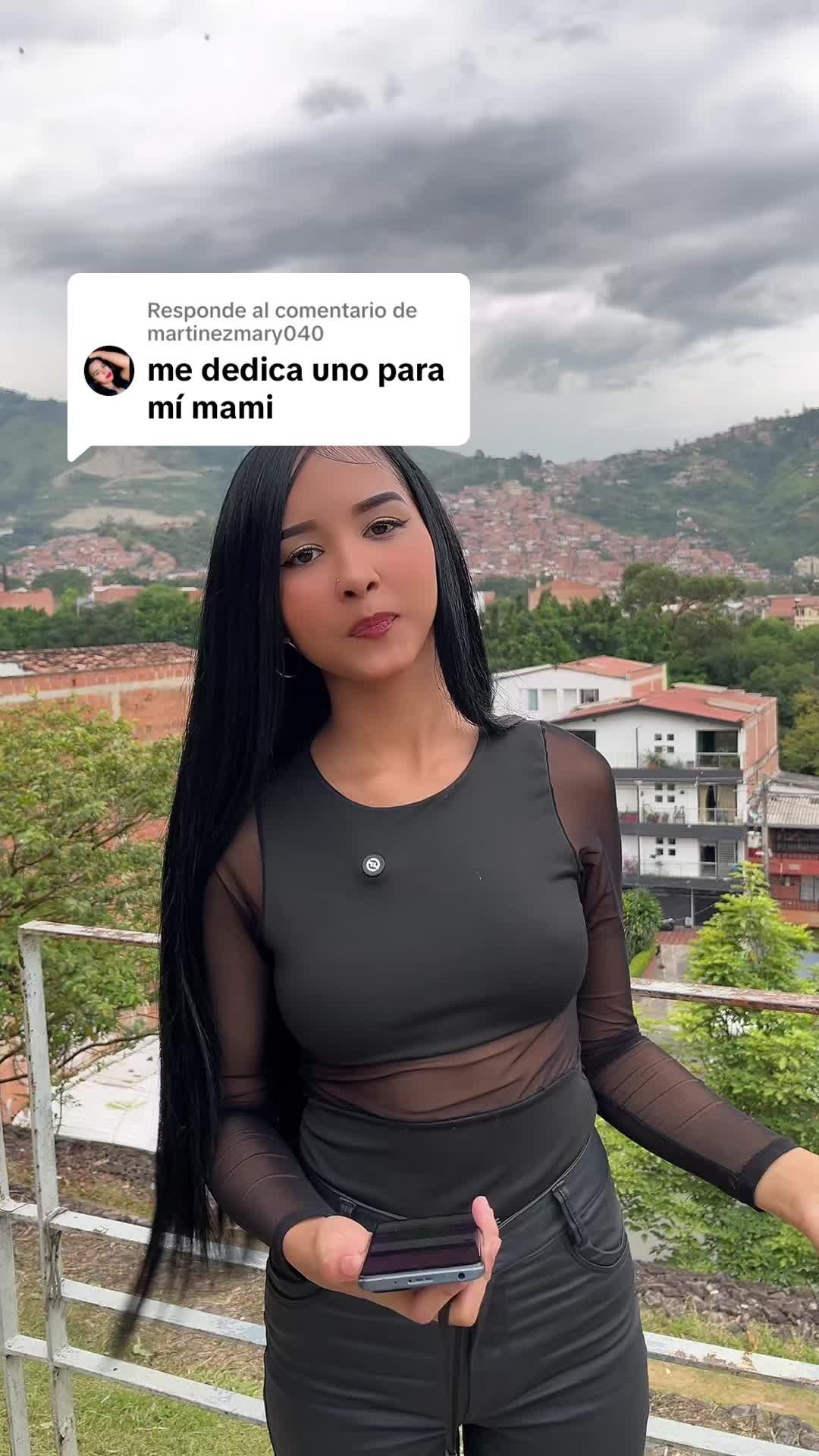 @victoria Velasquez