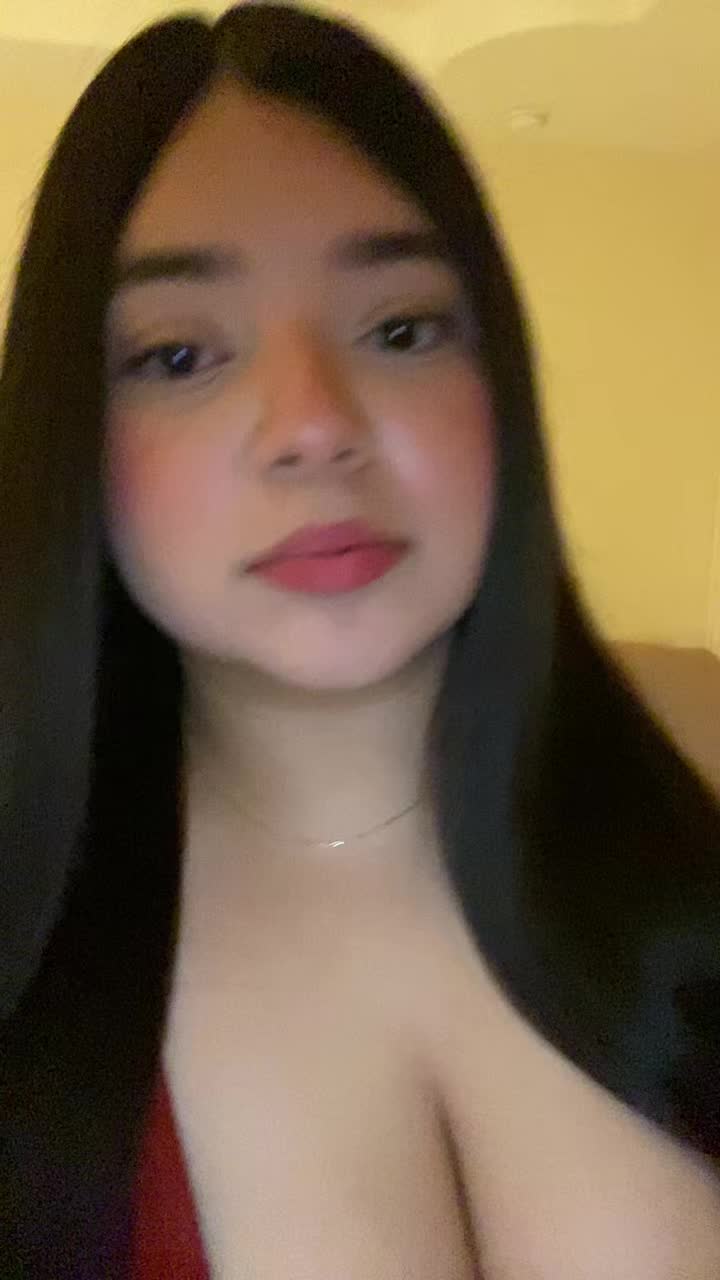 @daniela