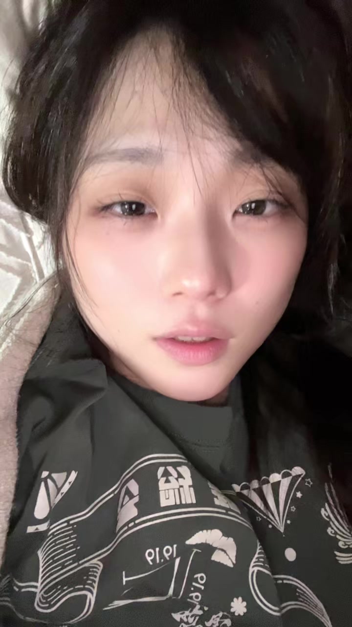 @buzama_