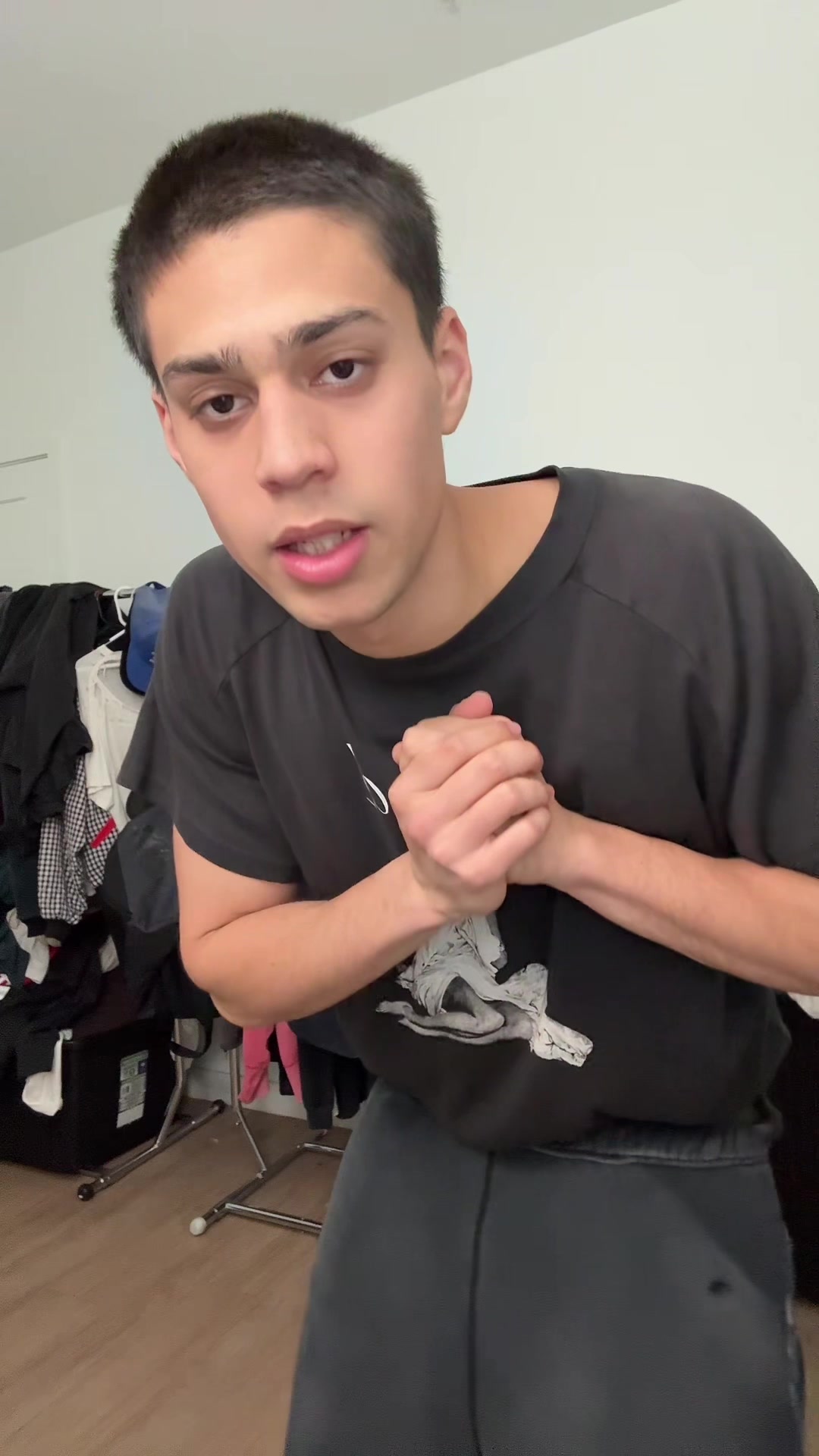 @trimothyneutron