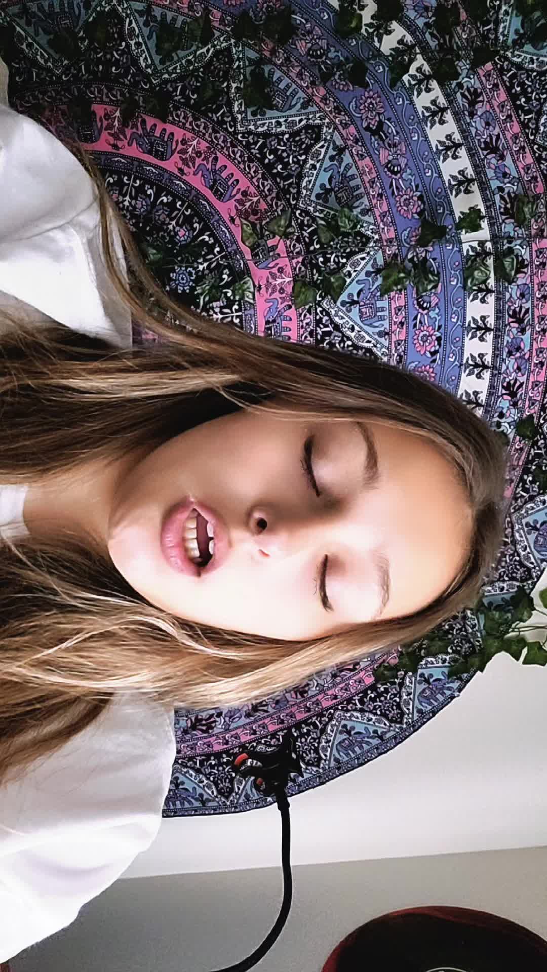 @leah
