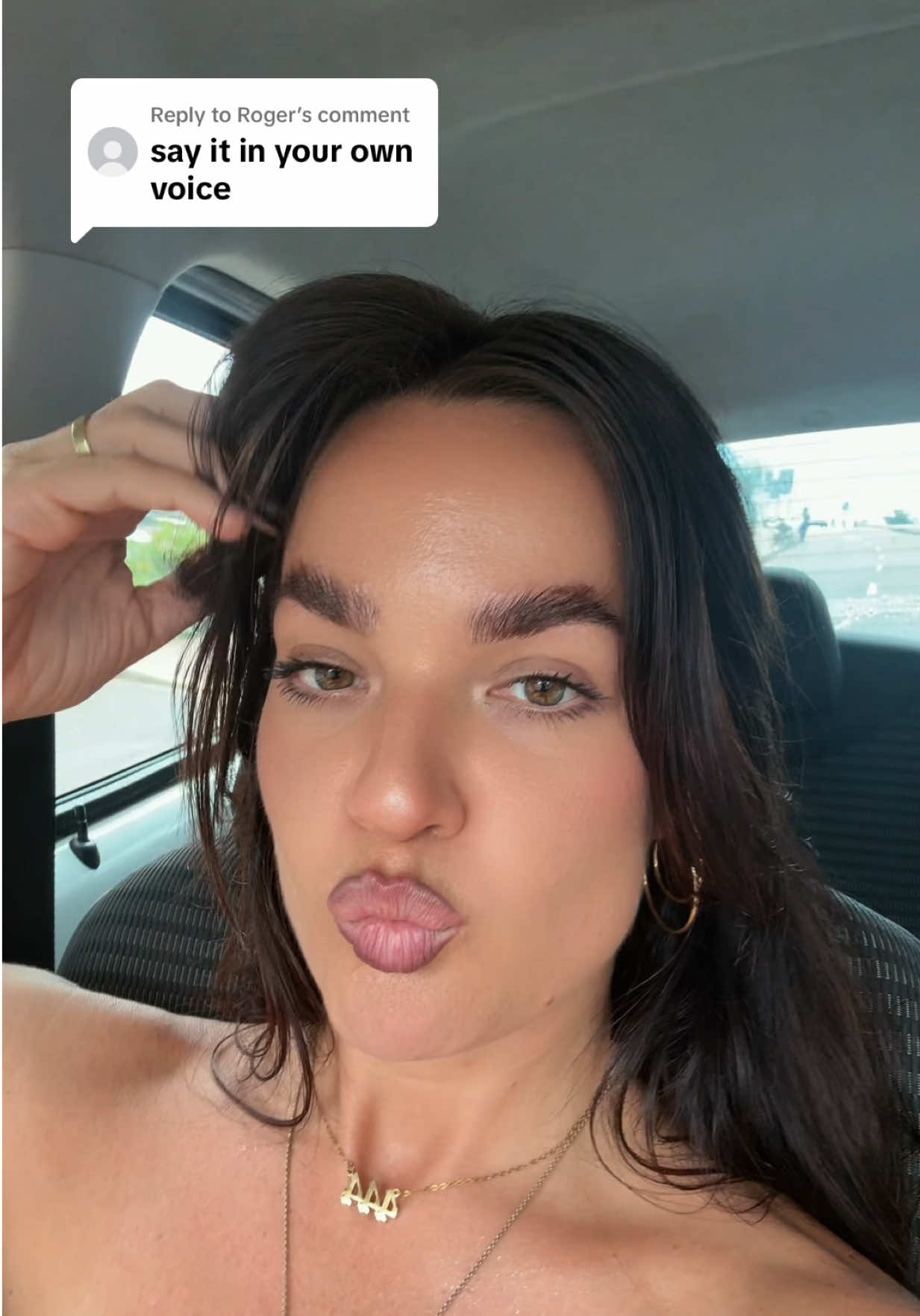 @ariellyndsey