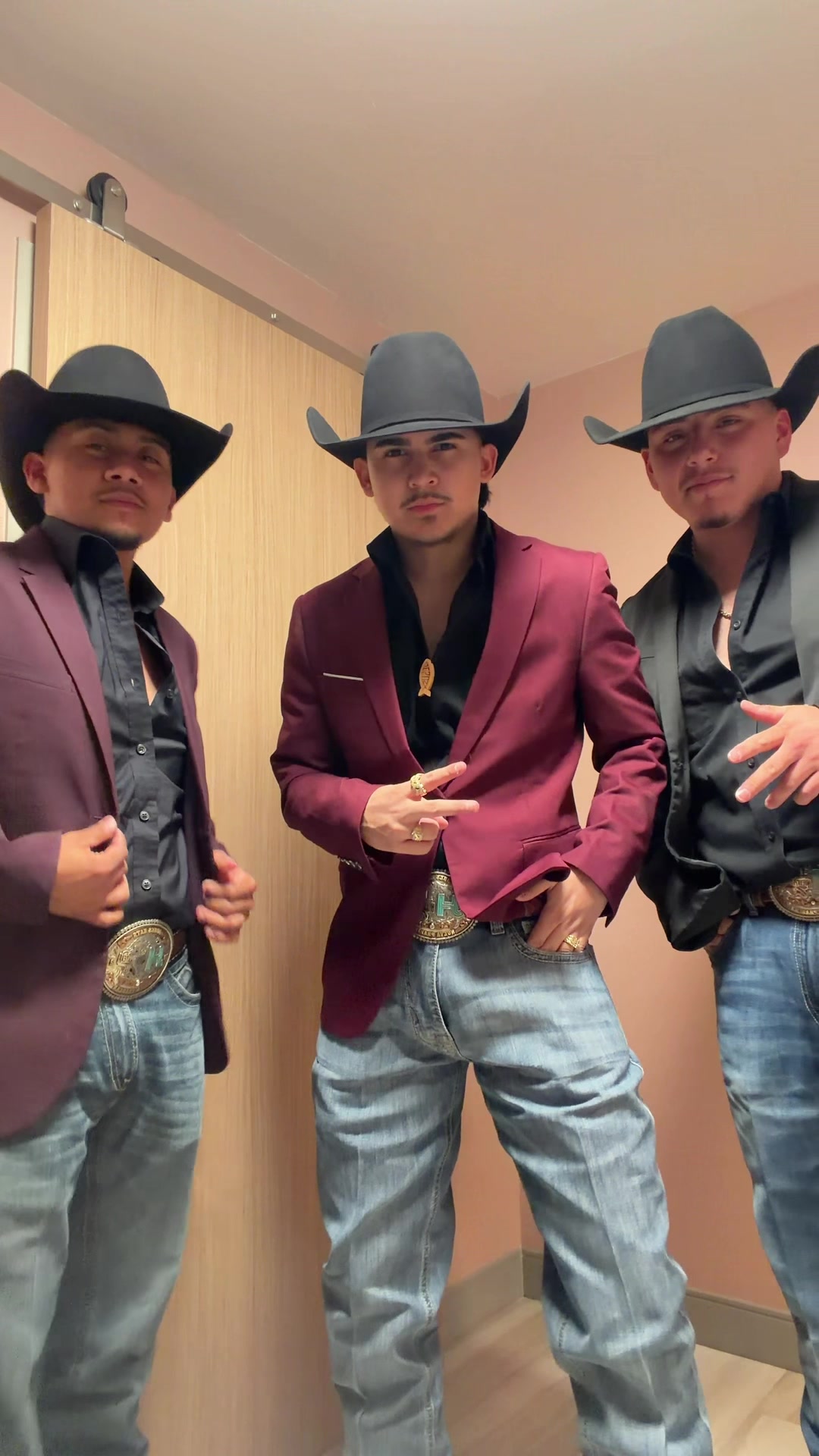 @txsndrew