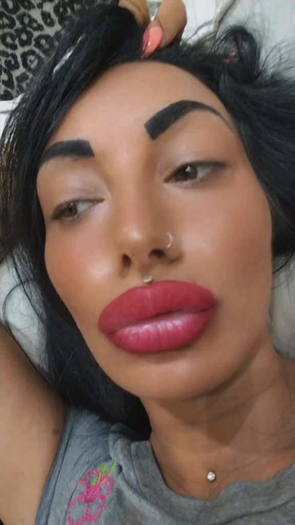 @Noemylabratz👁️👄🫦🫶