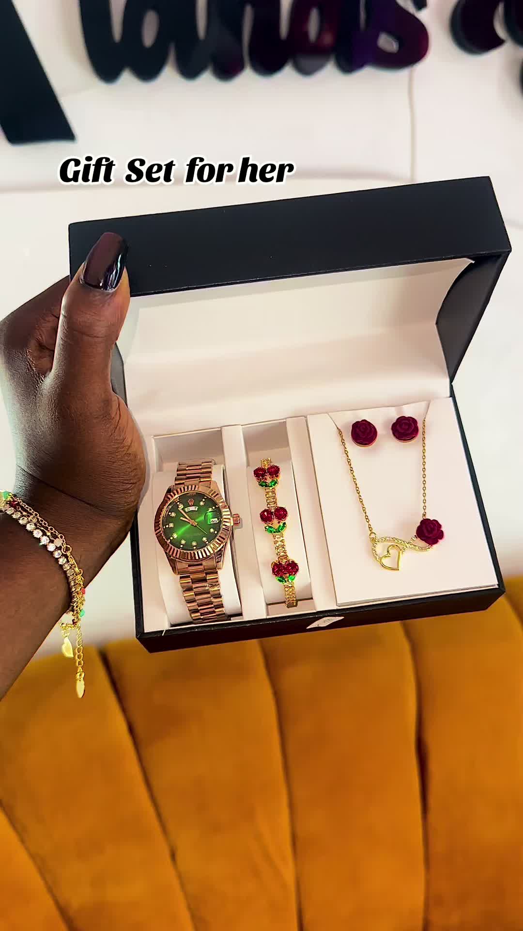 @GIFT SHOP IN ASABA & OGWASHI