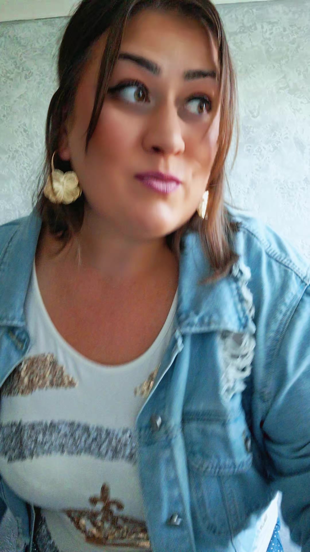 @Victorița