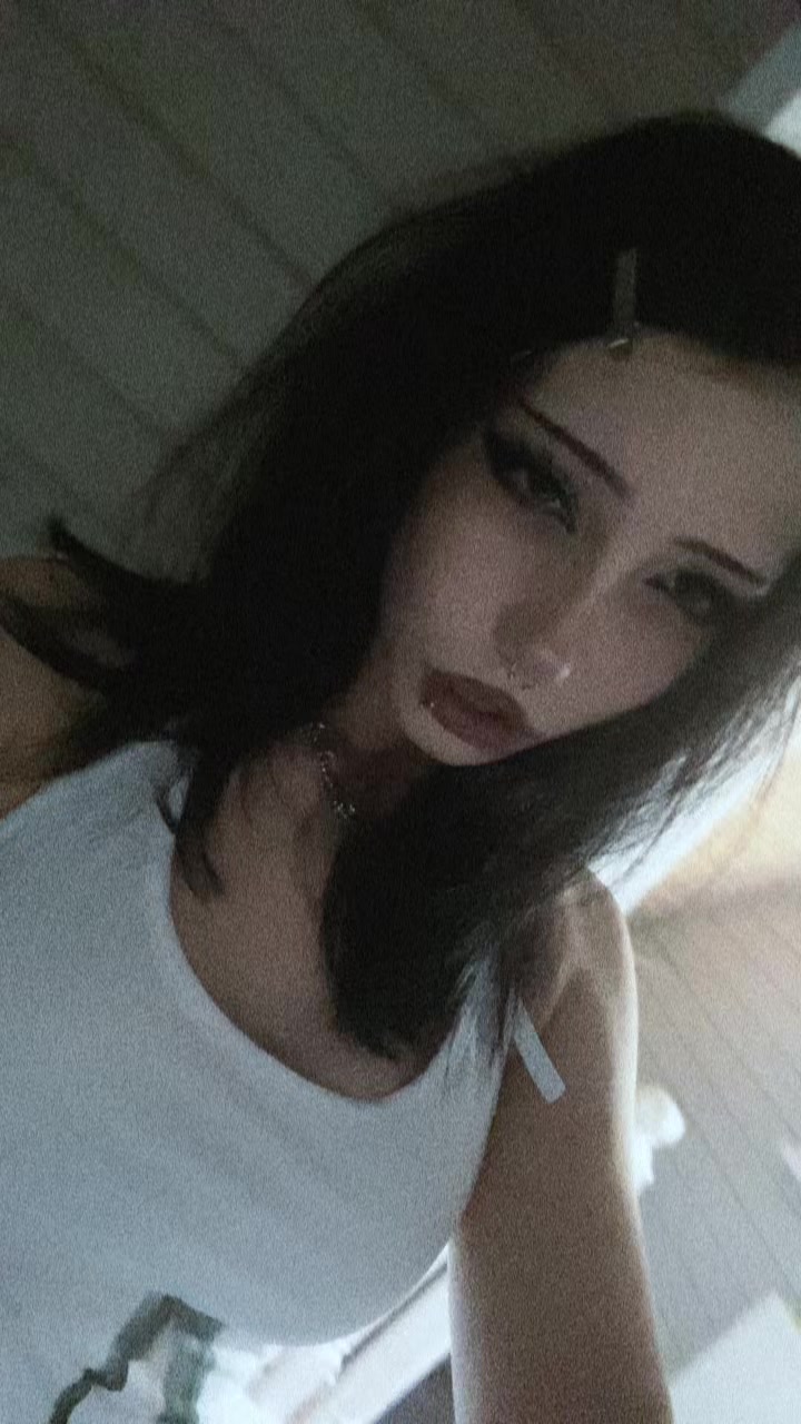 @^^