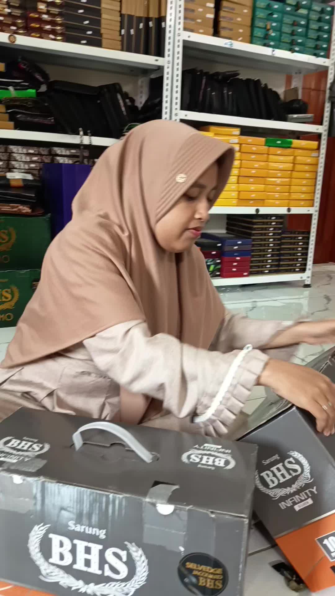 @SARUNG SHD