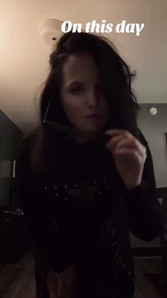 @GOTHICXIX