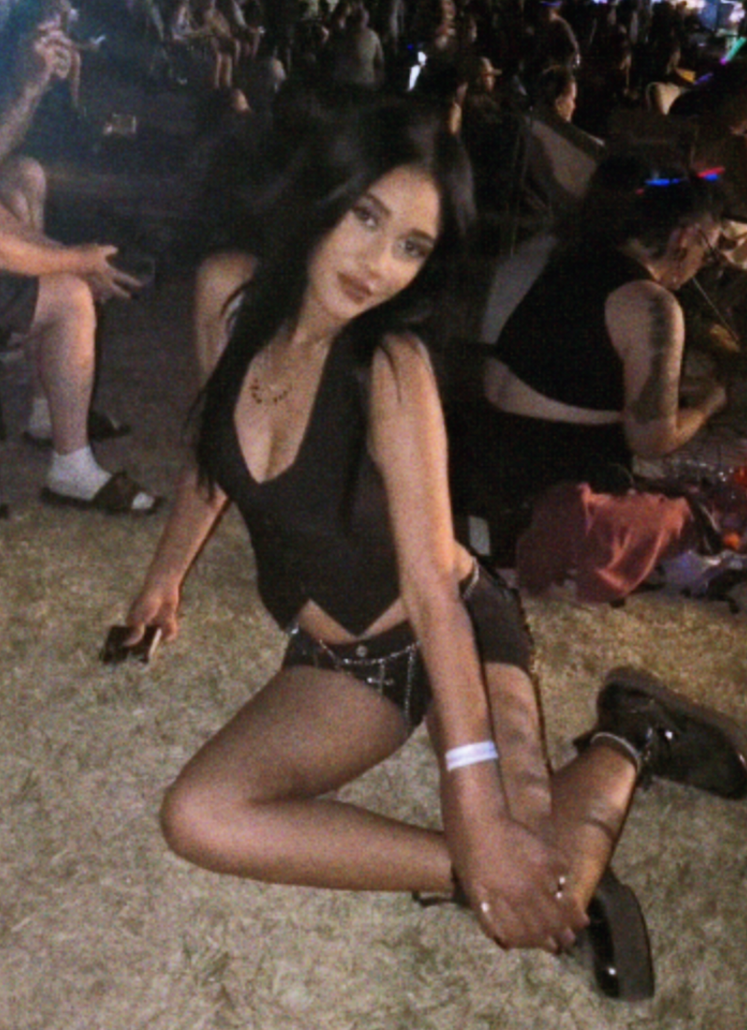 @viewtyra