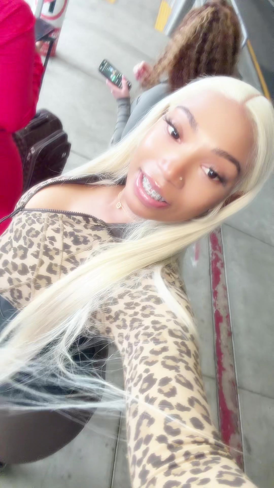 @ooohk