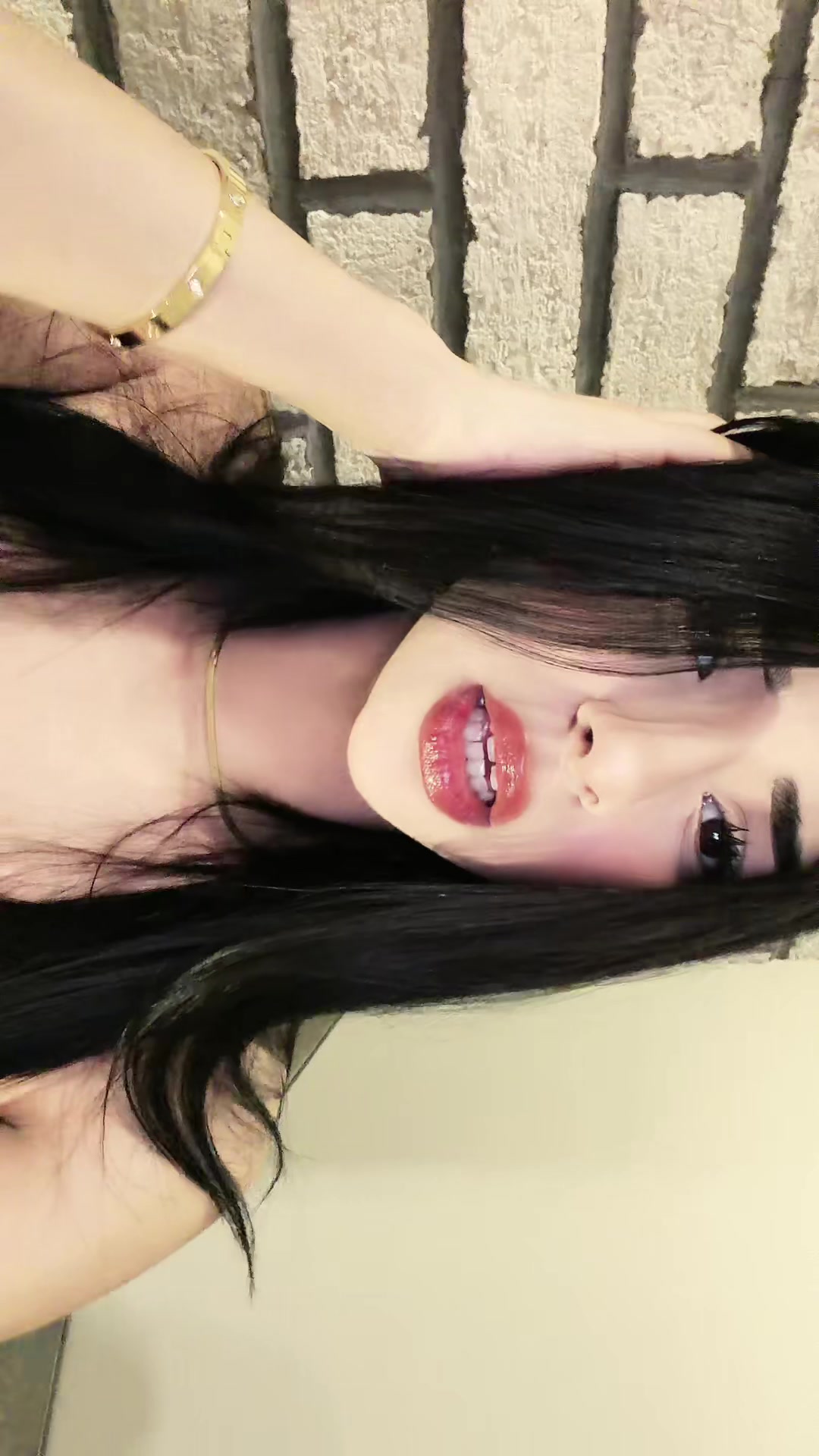 @Liz.scrtt