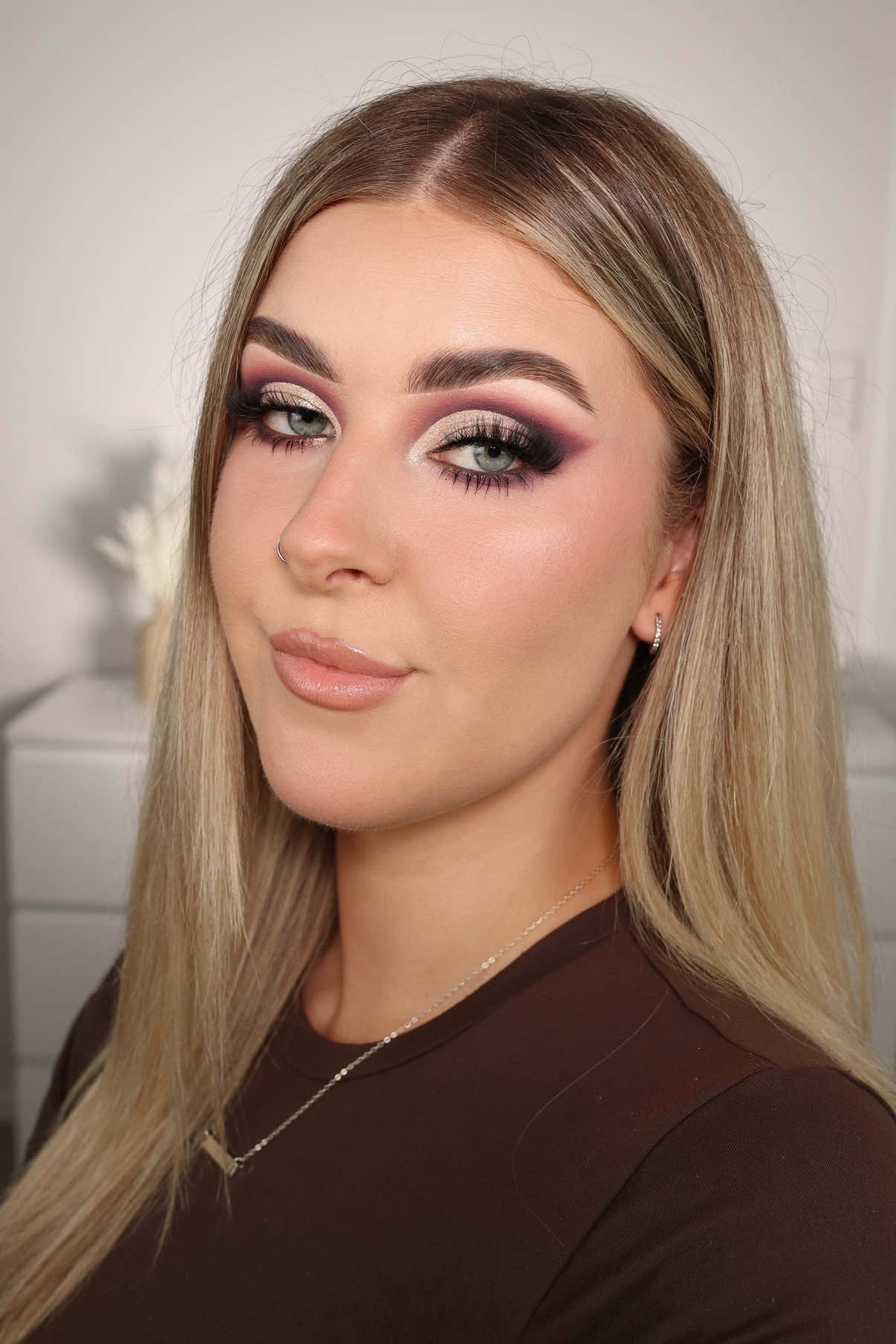 @Alix | Creative Makeup Content