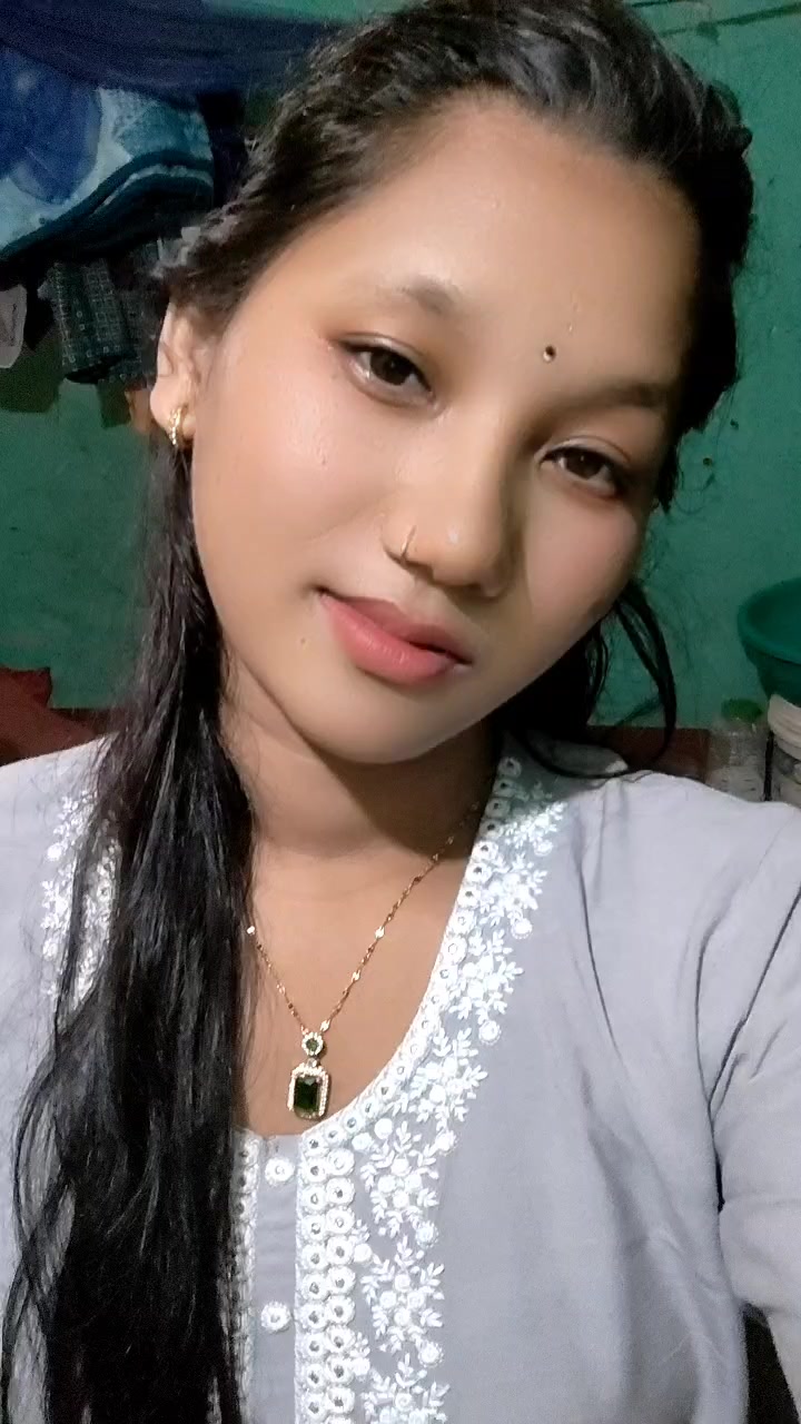 @🦋Alone 🍁girl🦋🥀❤🩹💋