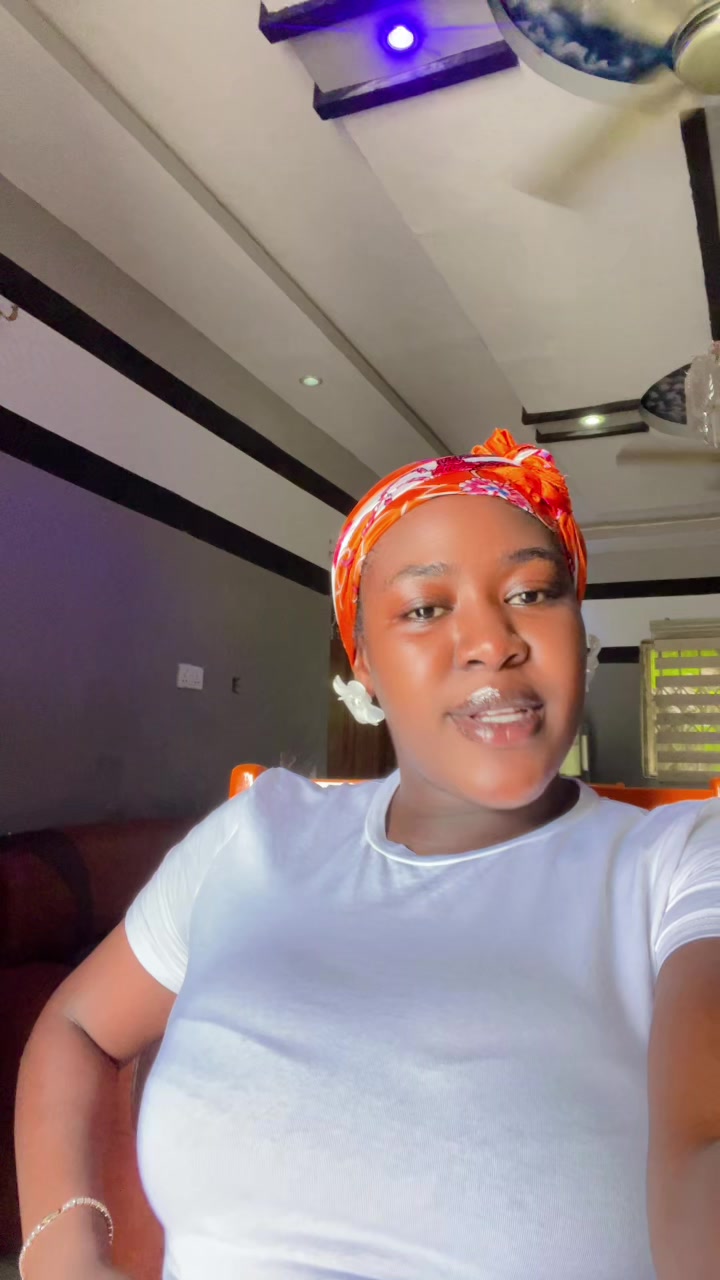 @🦋🦋Adwoa🦋🦋 mirror 💍💍