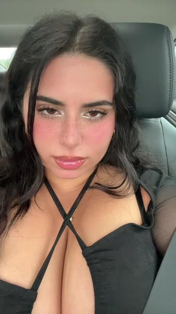 @daisyy100101