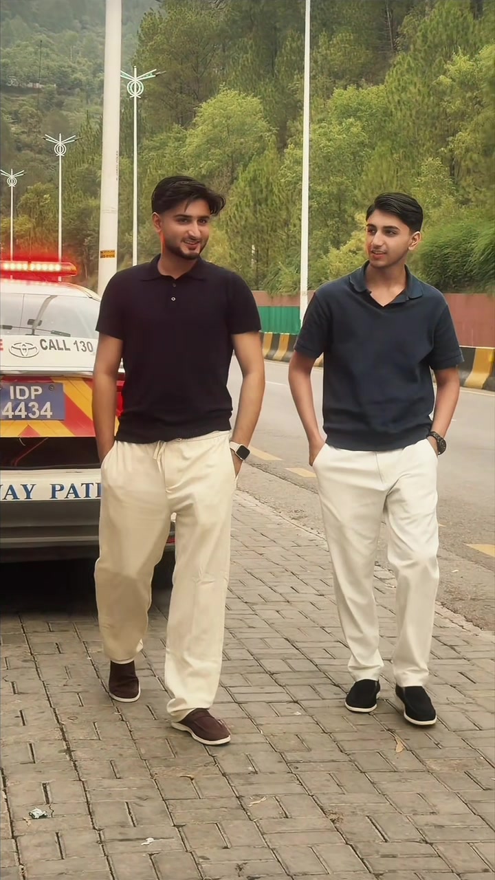 @Hashim Raza🇨🇦