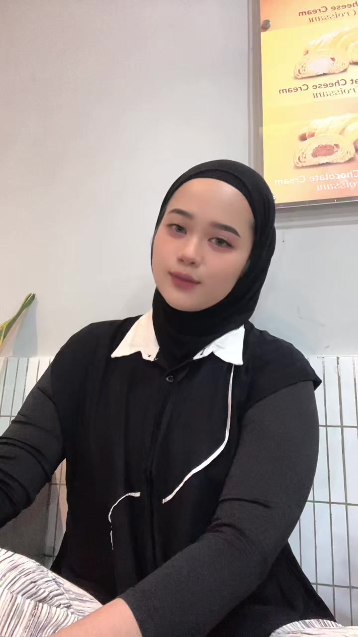 @Araaa_16🦋