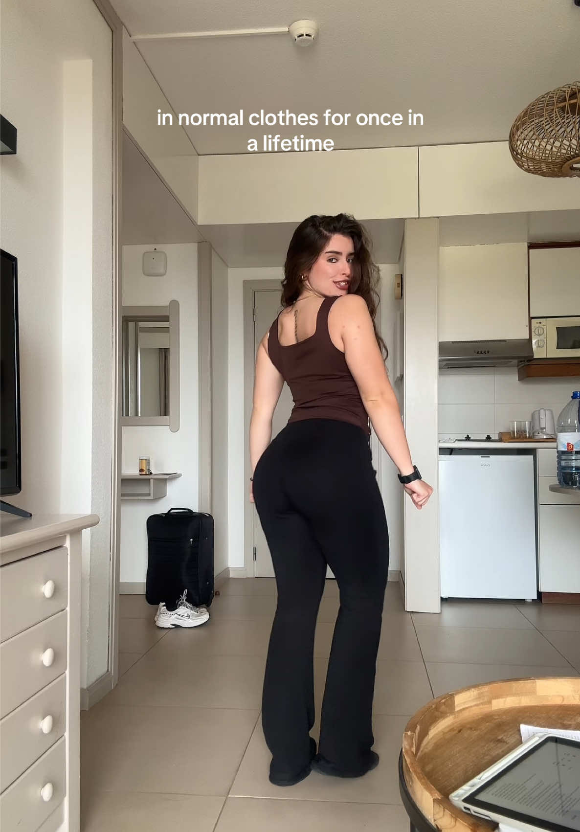 @In&ecirc;s