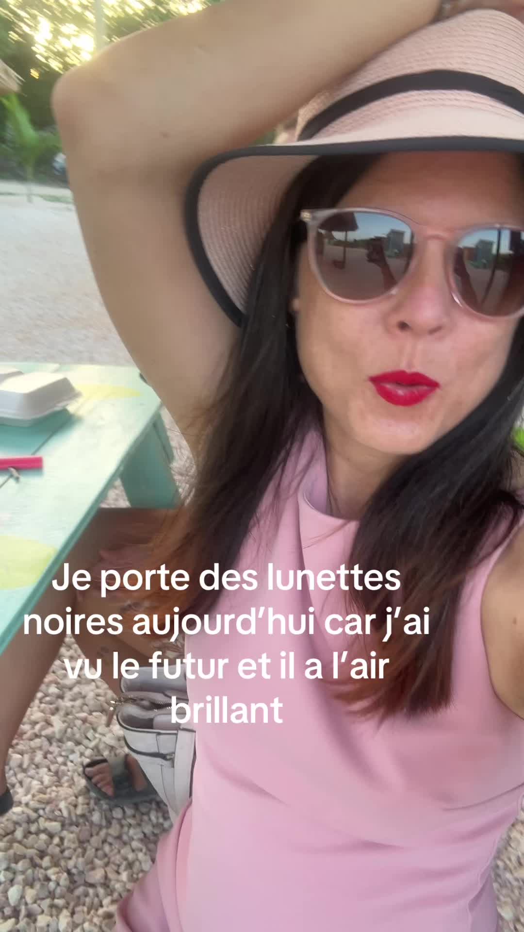 @T.gm.charlotte_corail