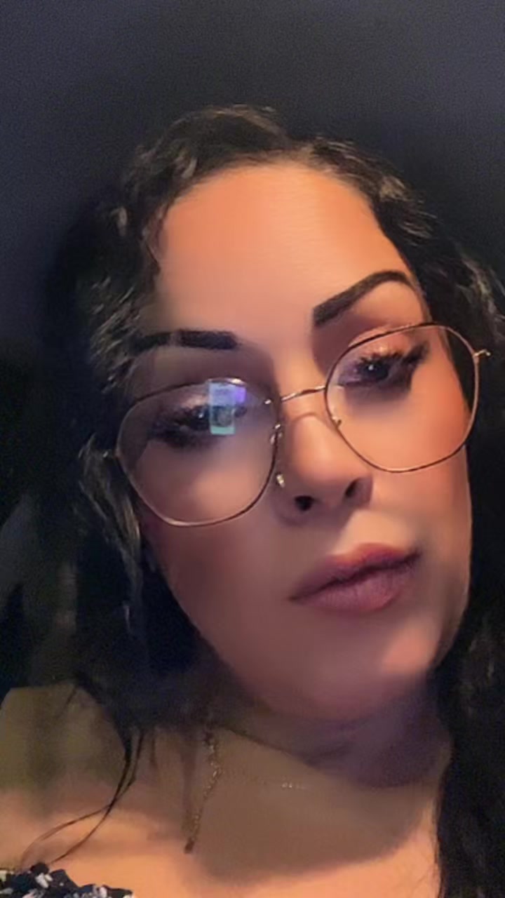 @Henda femme forte
