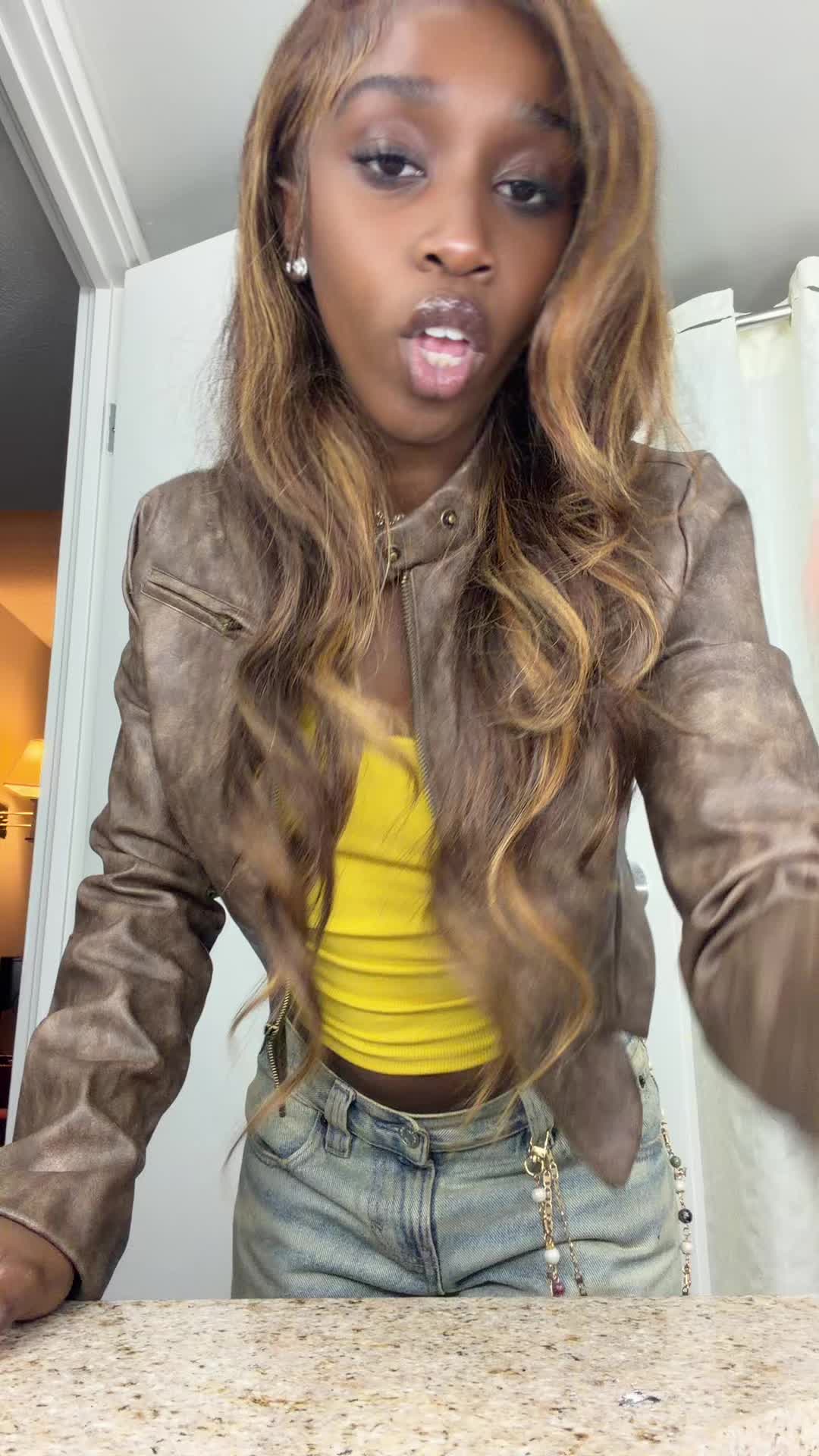 @mimi🧝🏾♀️