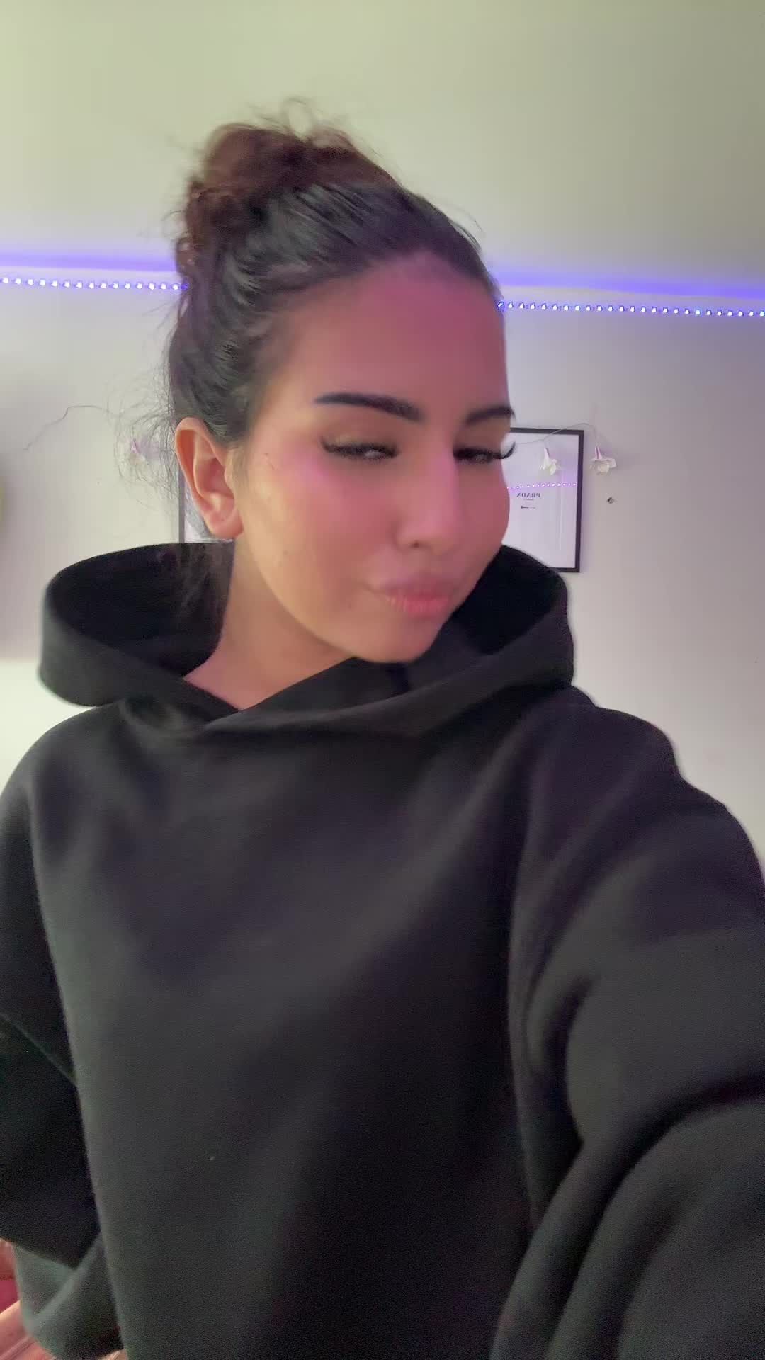 @ig:mloda.chinka
