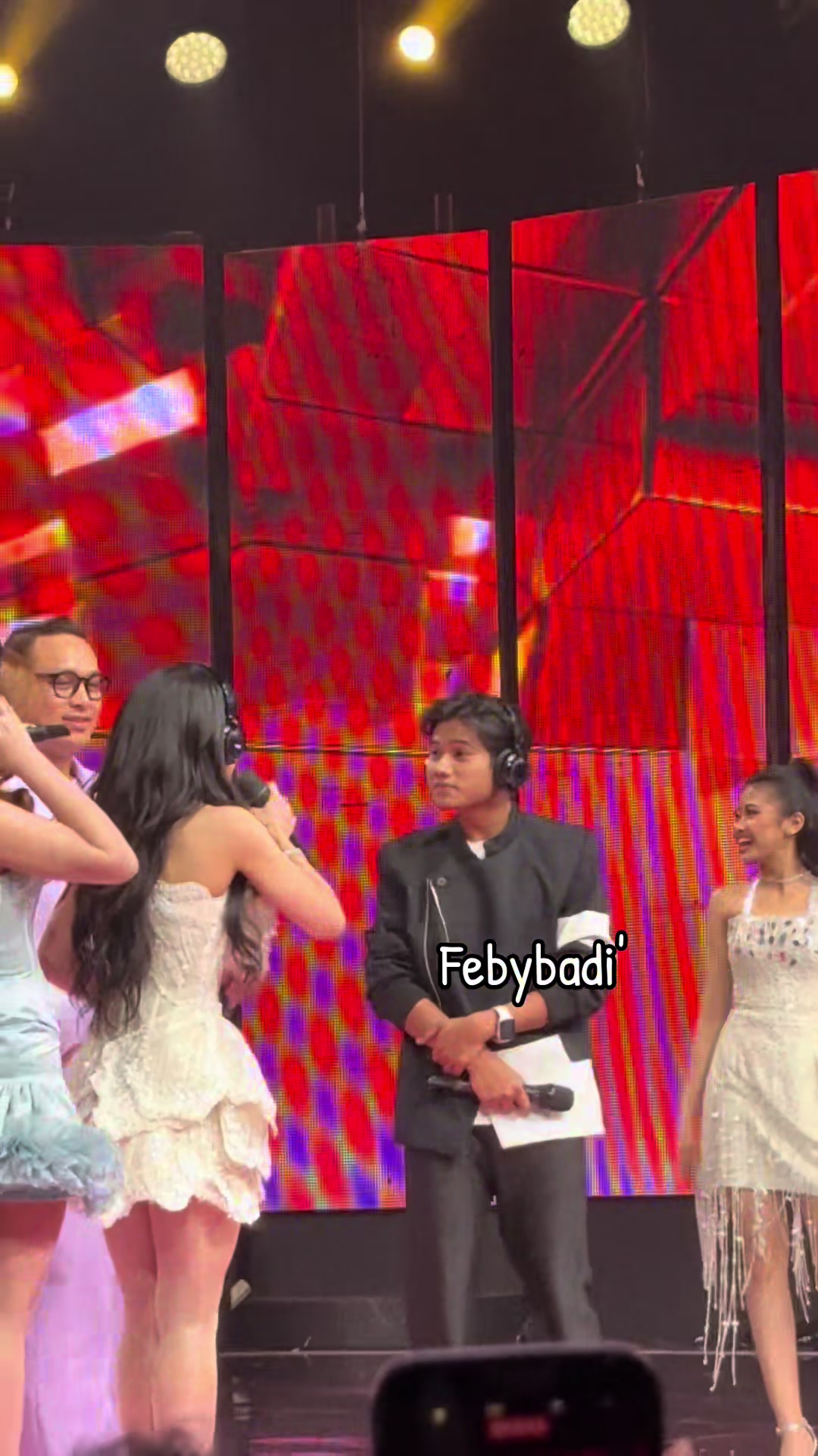 @Feby badi'
