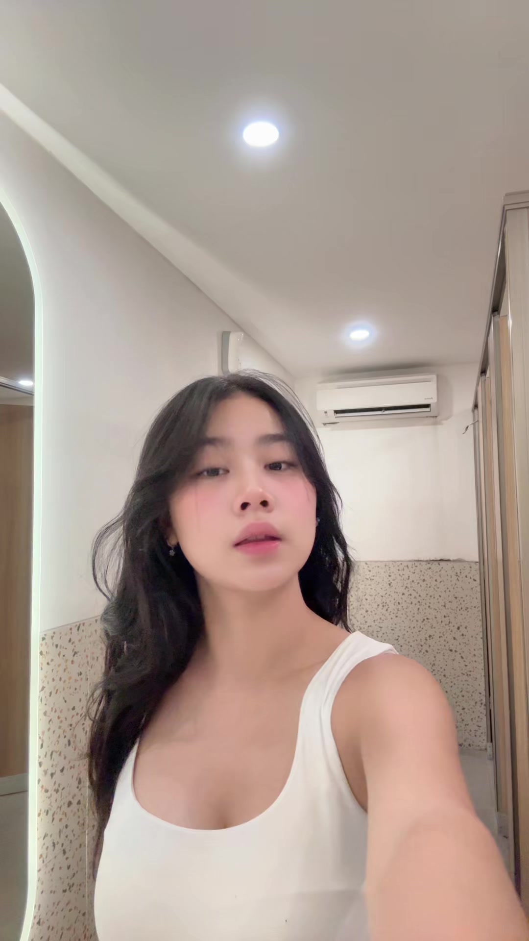 @taniaaa