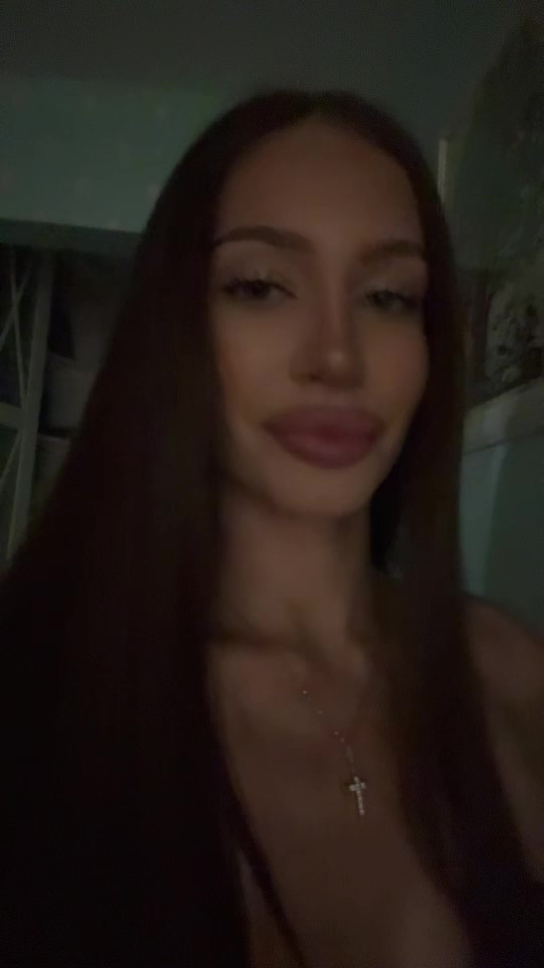 @glosslips