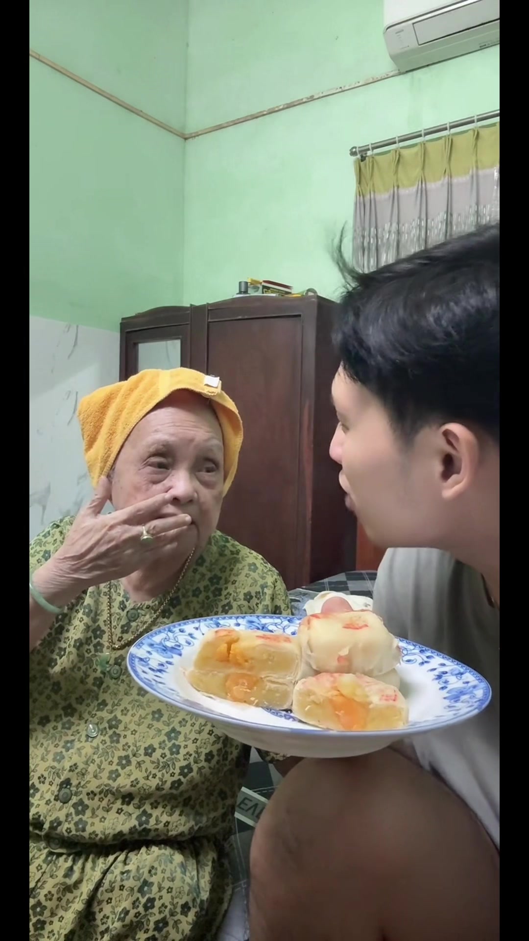 @Nguyễn Hồng Thủy