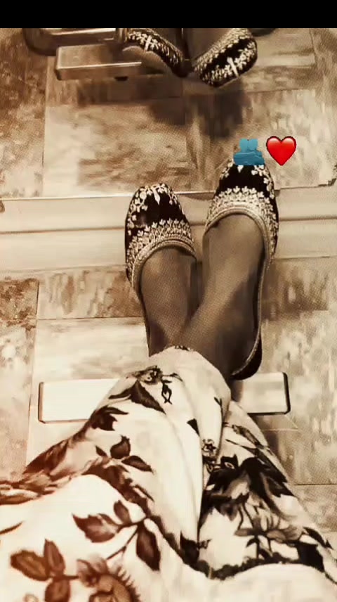 @KHOKHER QUEEN 👑 296 (◕ᴗ◕✿)
