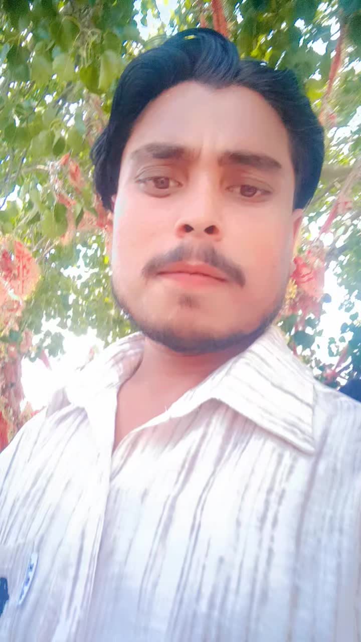 @A. ๐๐ R