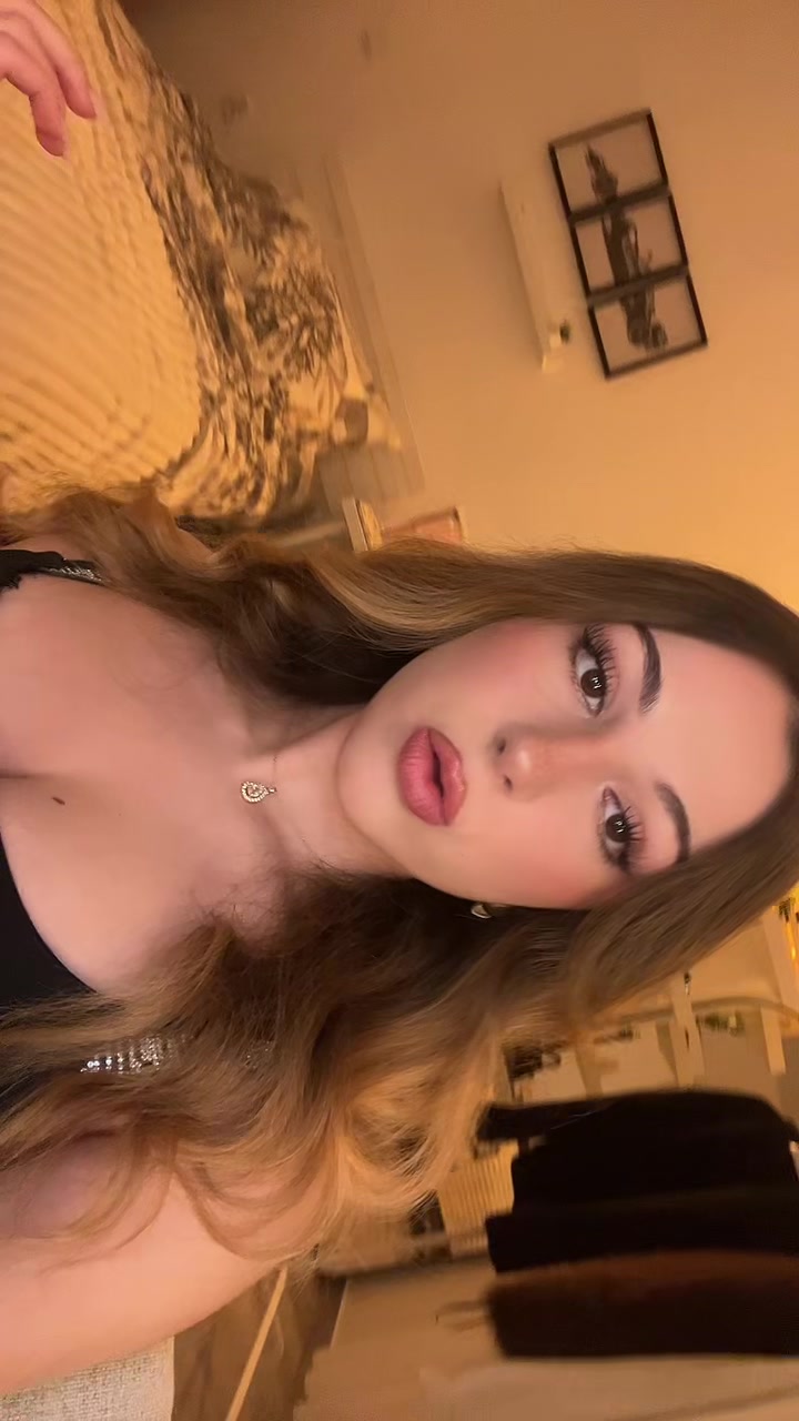 @Ania🪽