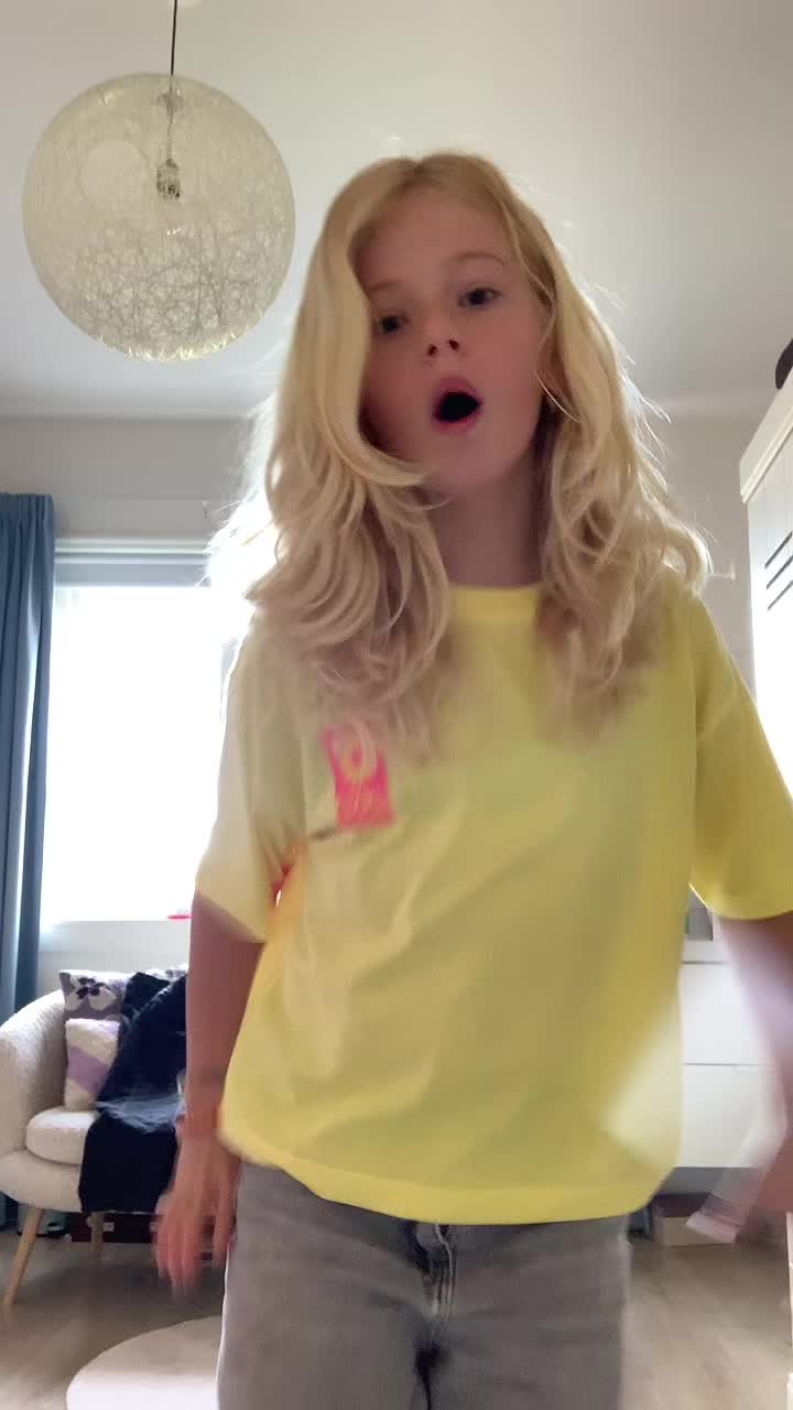 @🌞𝐉𝐮𝐥𝐢𝐞🍸