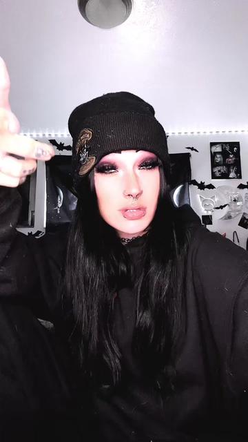 @𝕶𝖆𝖗𝖑𝖞🥀✨🖤