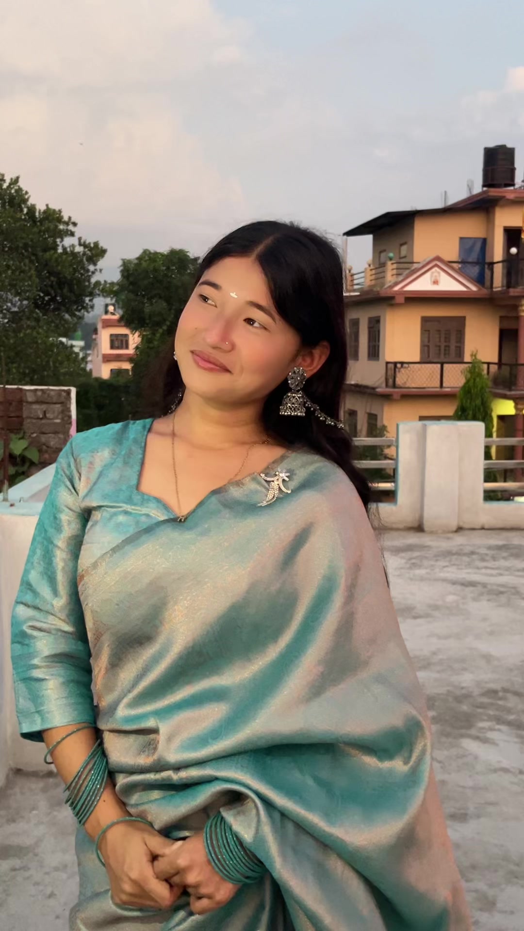 @रविना सलामी 