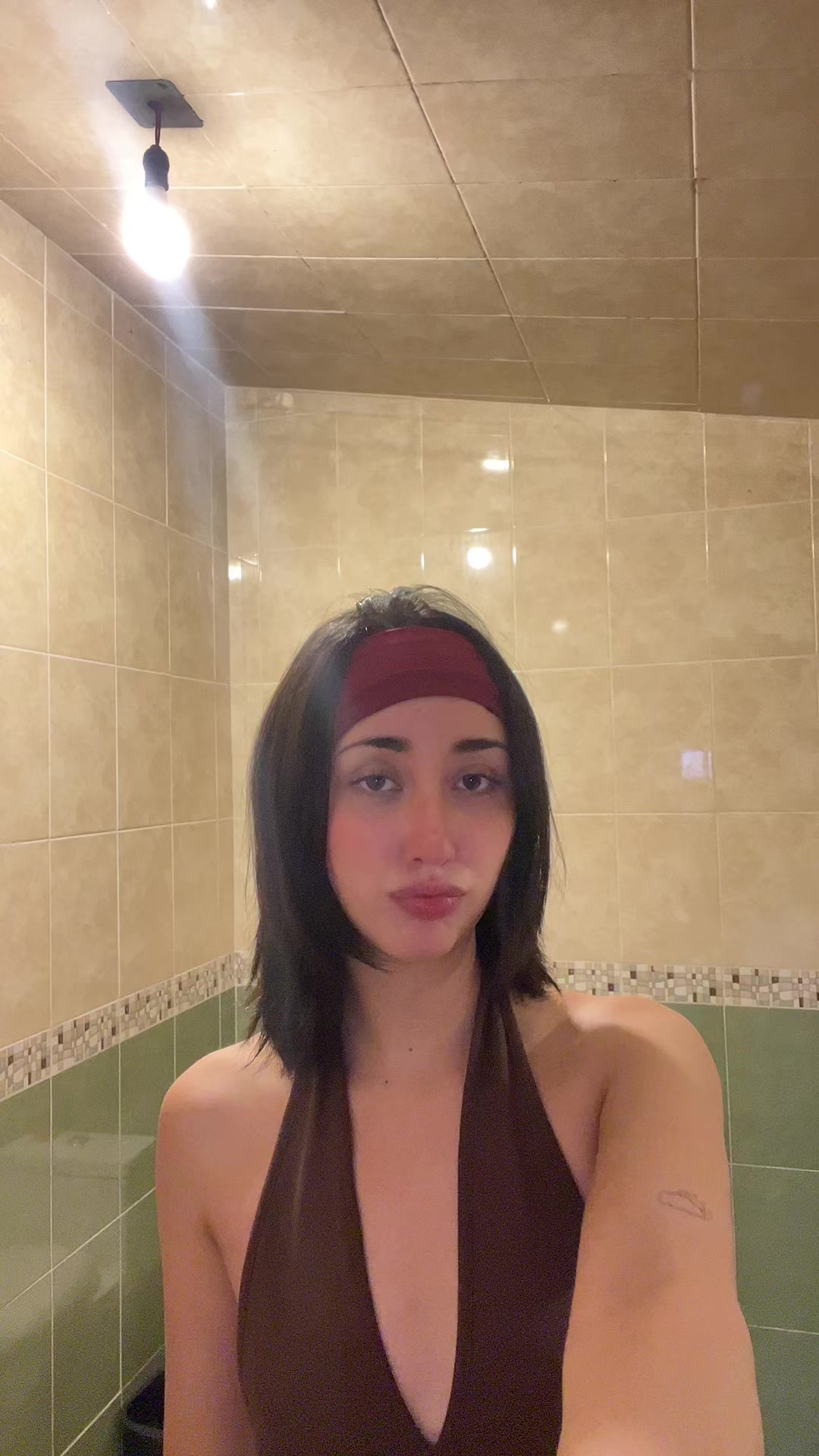 @rexxxona