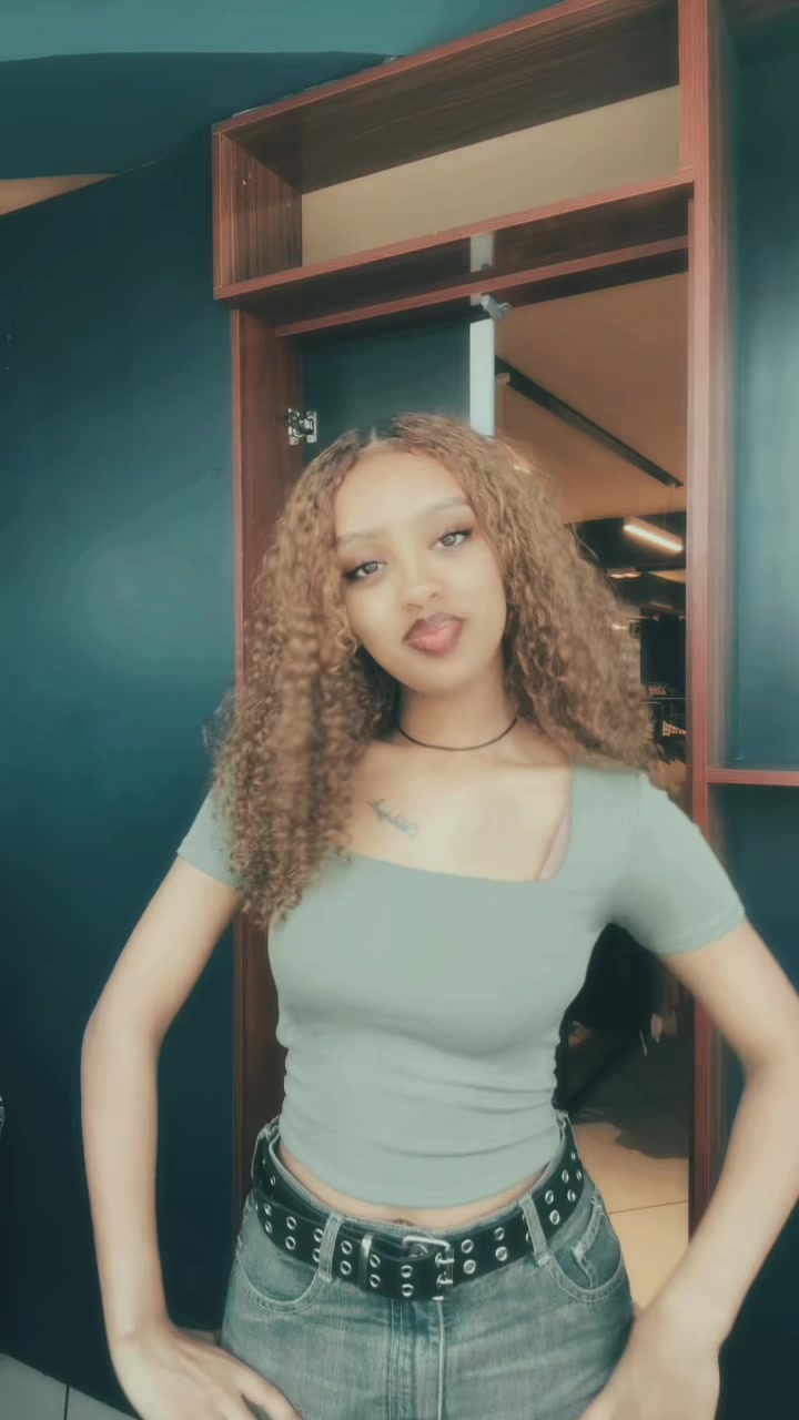 @🦋🧸