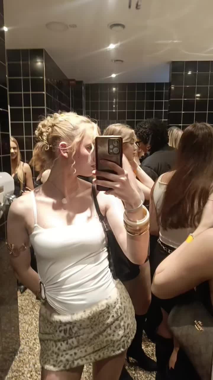 @𝕡𝕒𝕦𝕝𝕒