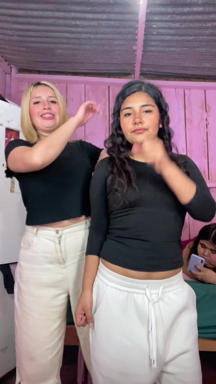 @anahiayelennn