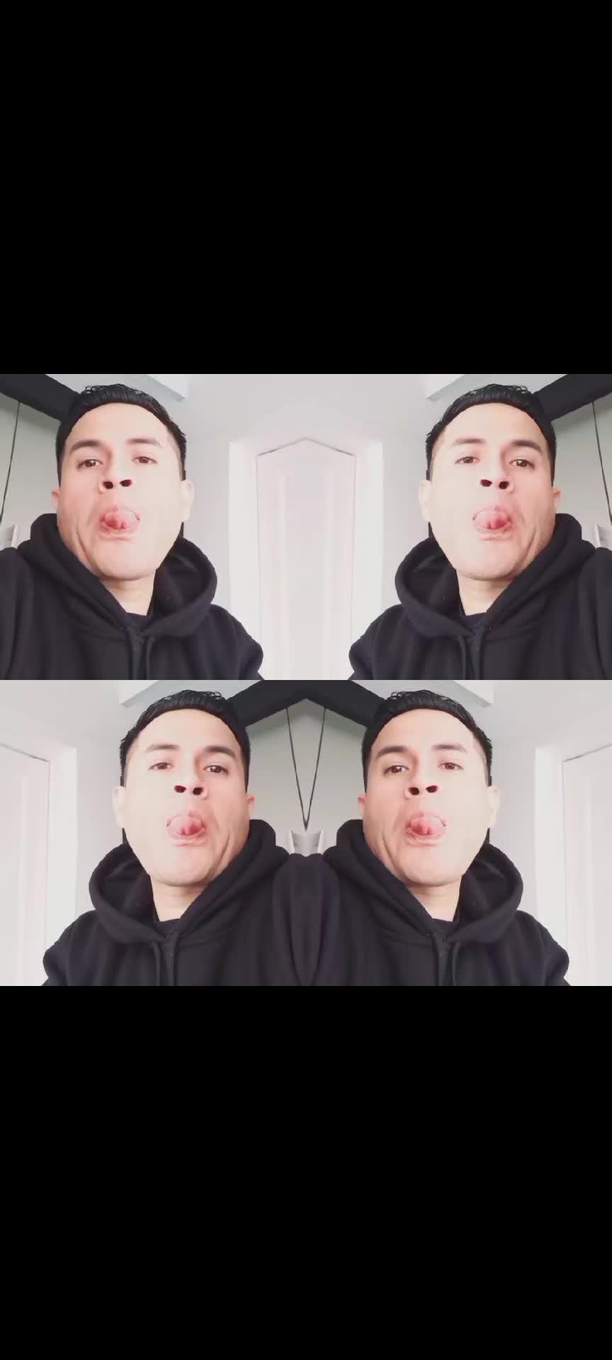 @🙂